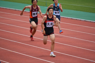 100m (10)
