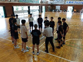 0526男子バレー (2)