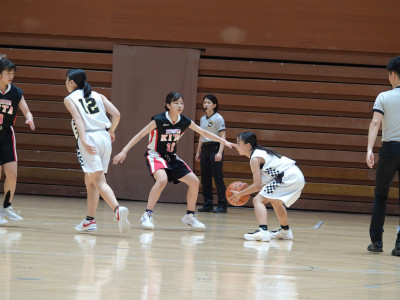 10女子バスケ２日目 (240)