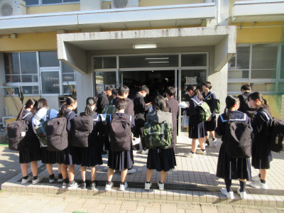 01　２・３年生朝の様子 (12)
