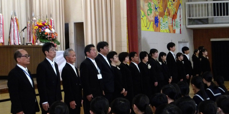 08　１年部教員紹介 (2)