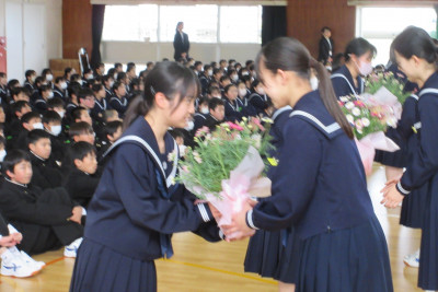 02　生徒会入会式 (29)