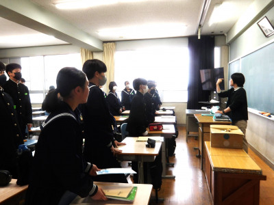 0415　１年生授業 (1)