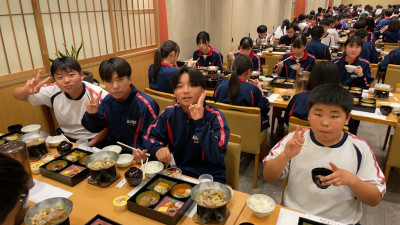 LINE_ALBUM_修学旅行1日目_260428_1