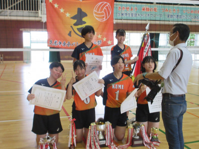 10女子バレー (6)
