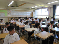 0901　始業式　教室の様子 (22)