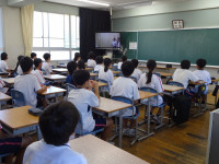 0901　始業式　教室の様子 (56)