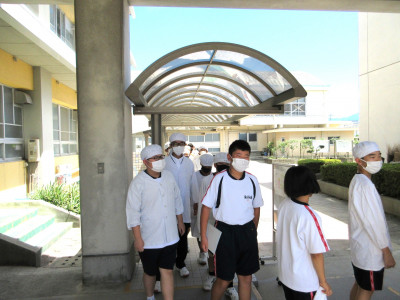 0902　給食スタート (3)