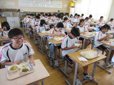0902　給食スタート (14)
