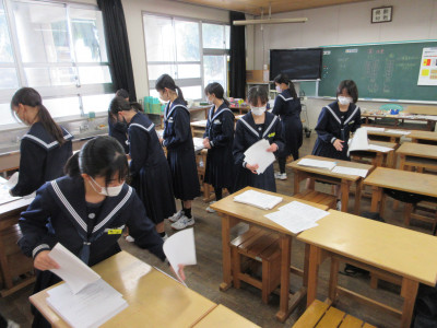 1211入学のしおり作成 (10)