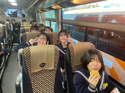 8065DACD-5FEE-476F-B46E-387F4C570366