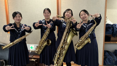 03　サクソフォン四重奏 (1)