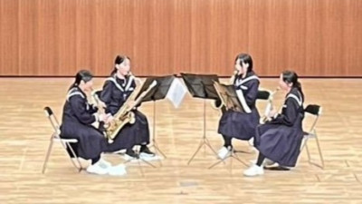 03　サクソフォン四重奏 (4)