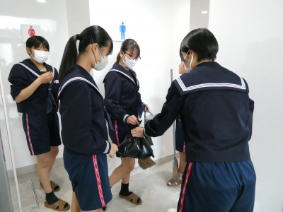 P1001687