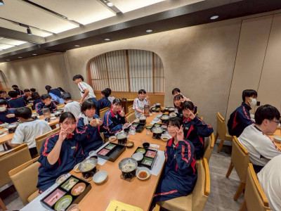 LINE_ALBUM_修学旅行２日目_260429_2