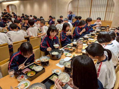 LINE_ALBUM_修学旅行２日目_260429_4